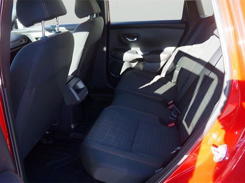 Certified 2025 Honda HR-V Sport image 9