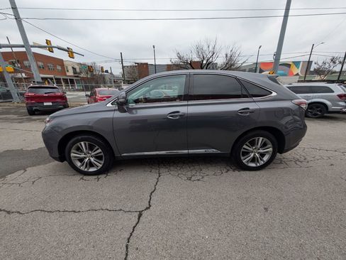 Used 2015 Lexus RX 450h FWD image 9
