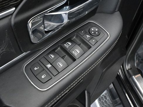 Used 2016 RAM 2500 Limited image 22