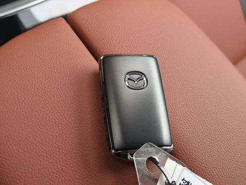 New 2026 MAZDA CX-50 Meridian Edition w/ Weather Package image 34