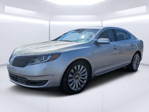 Used 2013 Lincoln MKS FWD image 7