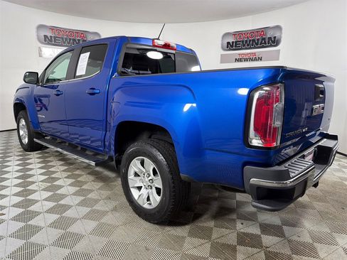 Used 2018 GMC Canyon SLE w/ SLE Convenience Package image 5