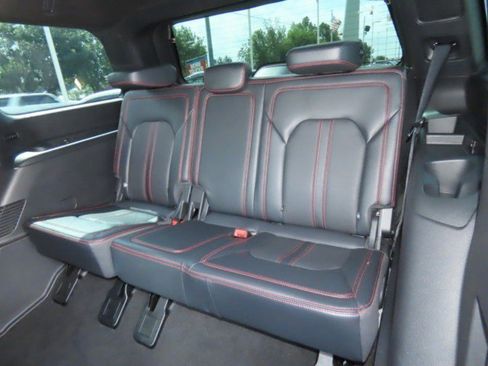 Certified 2024 Ford Expedition Limited image 20