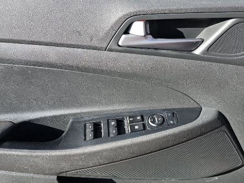 Used 2017 Hyundai Tucson SE image 14