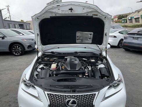 Used 2016 Lexus IS 200t w/ F Sport Package RWD image 11