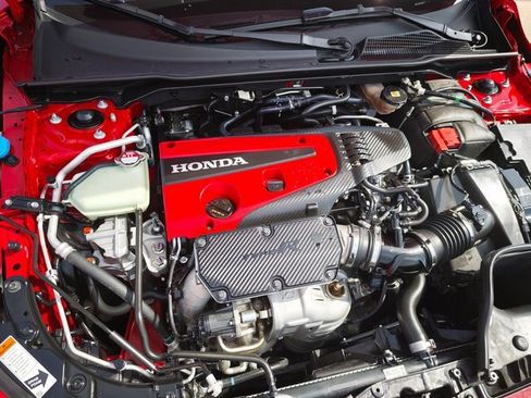 Certified 2024 Honda Civic Type R image 17