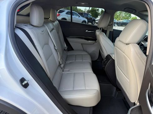 Used 2020 Cadillac XT4 Premium Luxury w/ Cold Weather Package AWD/4WD image 32