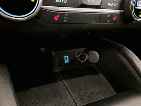 Certified 2020 Ford Escape SE AWD/4WD image 31