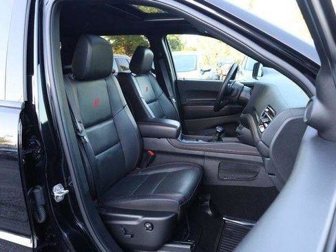 Used 2025 Dodge Durango GT AWD/4WD image 31