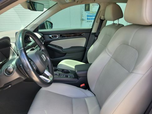 Used 2022 Honda Civic Touring image 25