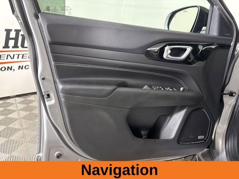 Used 2022 Jeep Compass High Altitude image 9