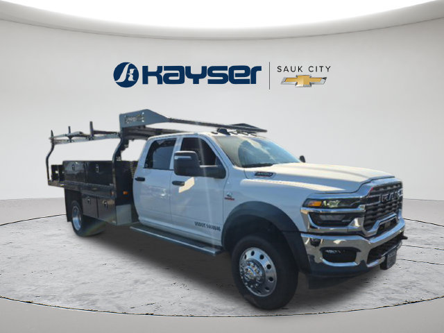 Used 2025 RAM 5500 Tradesman w/ Chrome Appearance Group AWD/4WD image 1