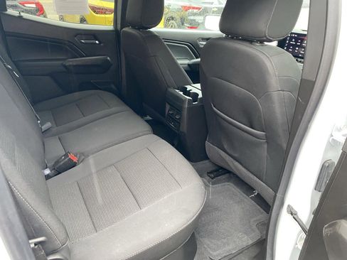 Used 2025 GMC Canyon Elevation AWD/4WD image 23