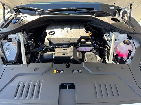 New 2026 Genesis GV70 2.5T Select image 21