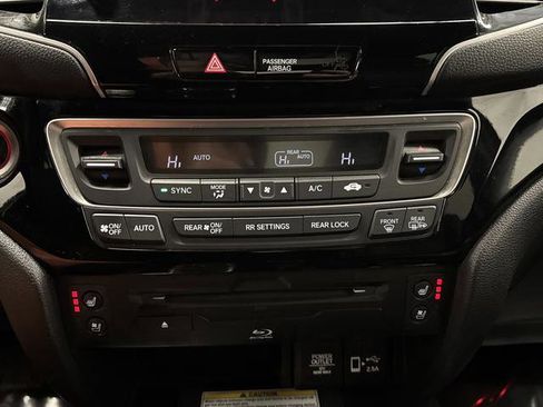 Used 2020 Honda Pilot Black Edition image 21