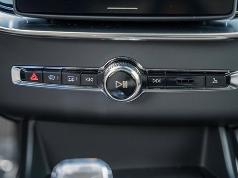 New 2026 Volvo XC90 B6 Ultra image 22