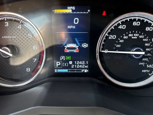 Used 2023 Subaru Forester Touring AWD/4WD image 21