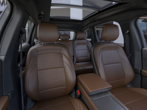 New 2026 Lincoln Nautilus Reserve AWD/4WD image 34