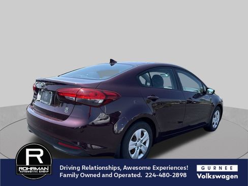 Used 2017 Kia Forte LX FWD image 9