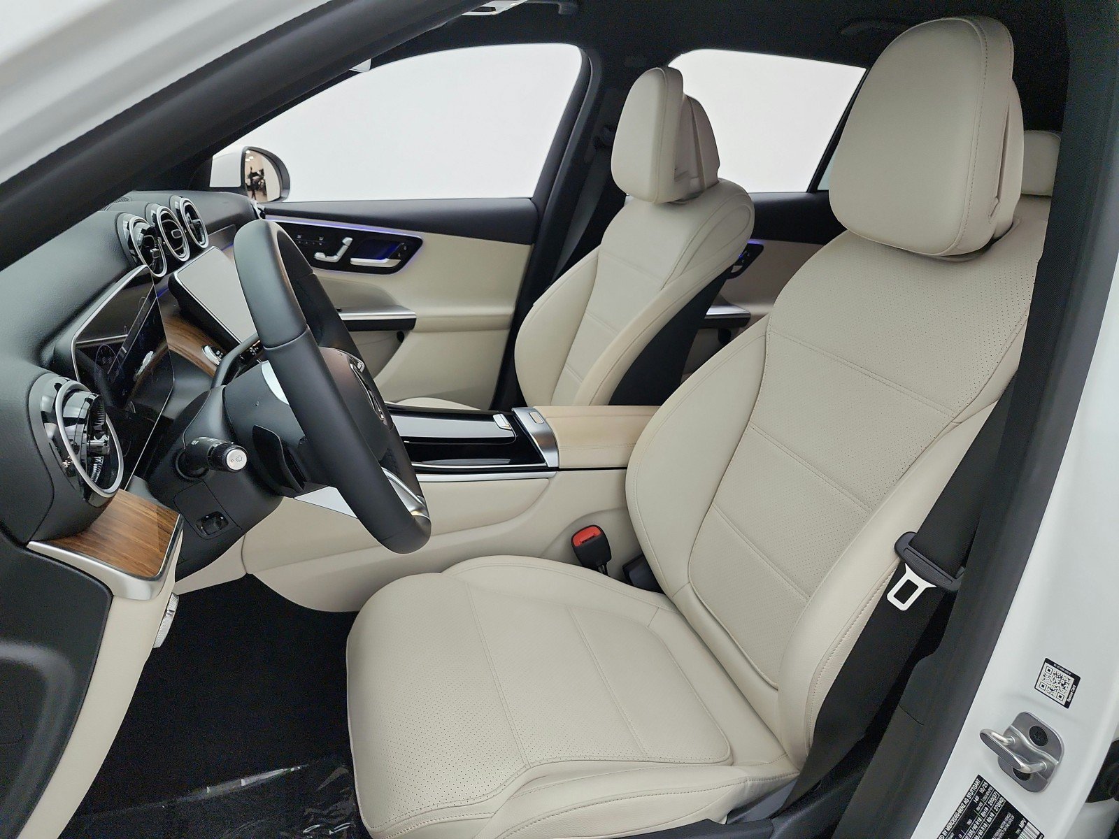 Certified 2026 Mercedes-Benz GLC 300 image 15