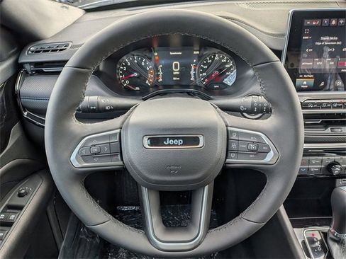 New 2026 Jeep Compass Limited image 17