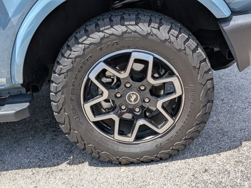 Used 2021 Ford Bronco Outer Banks AWD/4WD image 11
