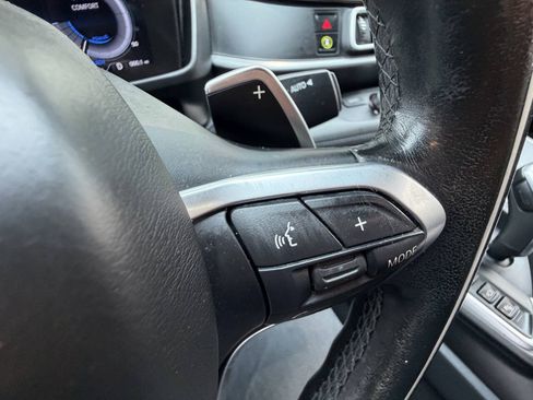 Used 2017 BMW i8 AWD/4WD image 36