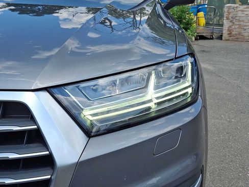 Used 2017 Audi Q7 3.0T Premium Plus AWD/4WD image 34
