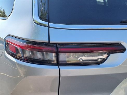 Certified 2023 Jeep Grand Cherokee L Limited image 27