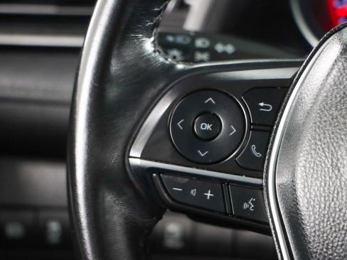 Used 2020 Toyota Camry XSE FWD image 13