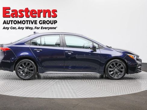 Used 2023 Toyota Corolla XSE FWD image 4