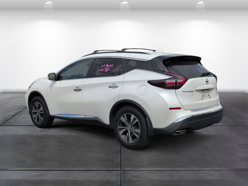 Used 2019 Nissan Murano SV image 3