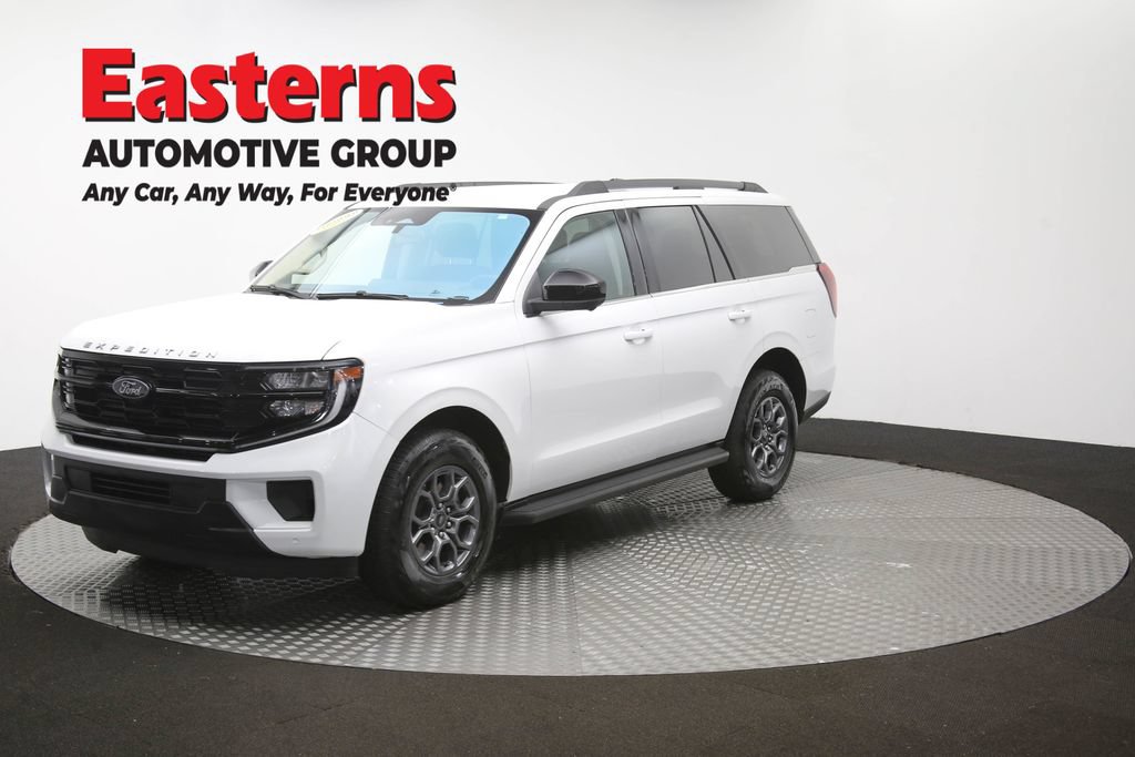 Used 2025 Ford Expedition Active AWD/4WD image 56