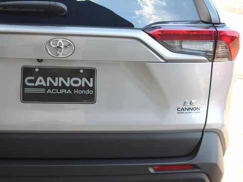 Used 2024 Toyota RAV4 LE FWD image 4