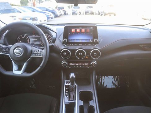 Used 2023 Nissan Sentra SR image 11