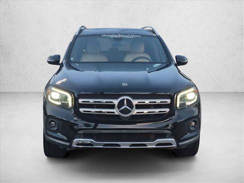 Certified 2022 Mercedes-Benz GLB 250 image 2