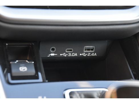 Certified 2025 Subaru Outback Premium image 37