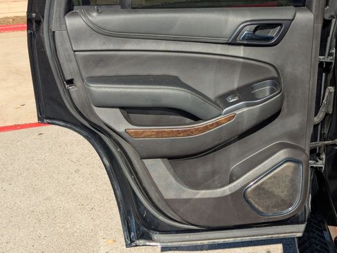 Used 2020 Chevrolet Tahoe LS image 16