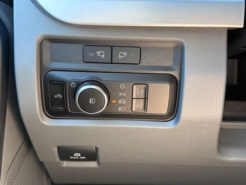 Used 2024 Ford F250 XLT w/ FX4 Off-Road Package AWD/4WD image 18