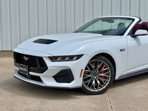 Used 2024 Ford Mustang GT Premium RWD image 2
