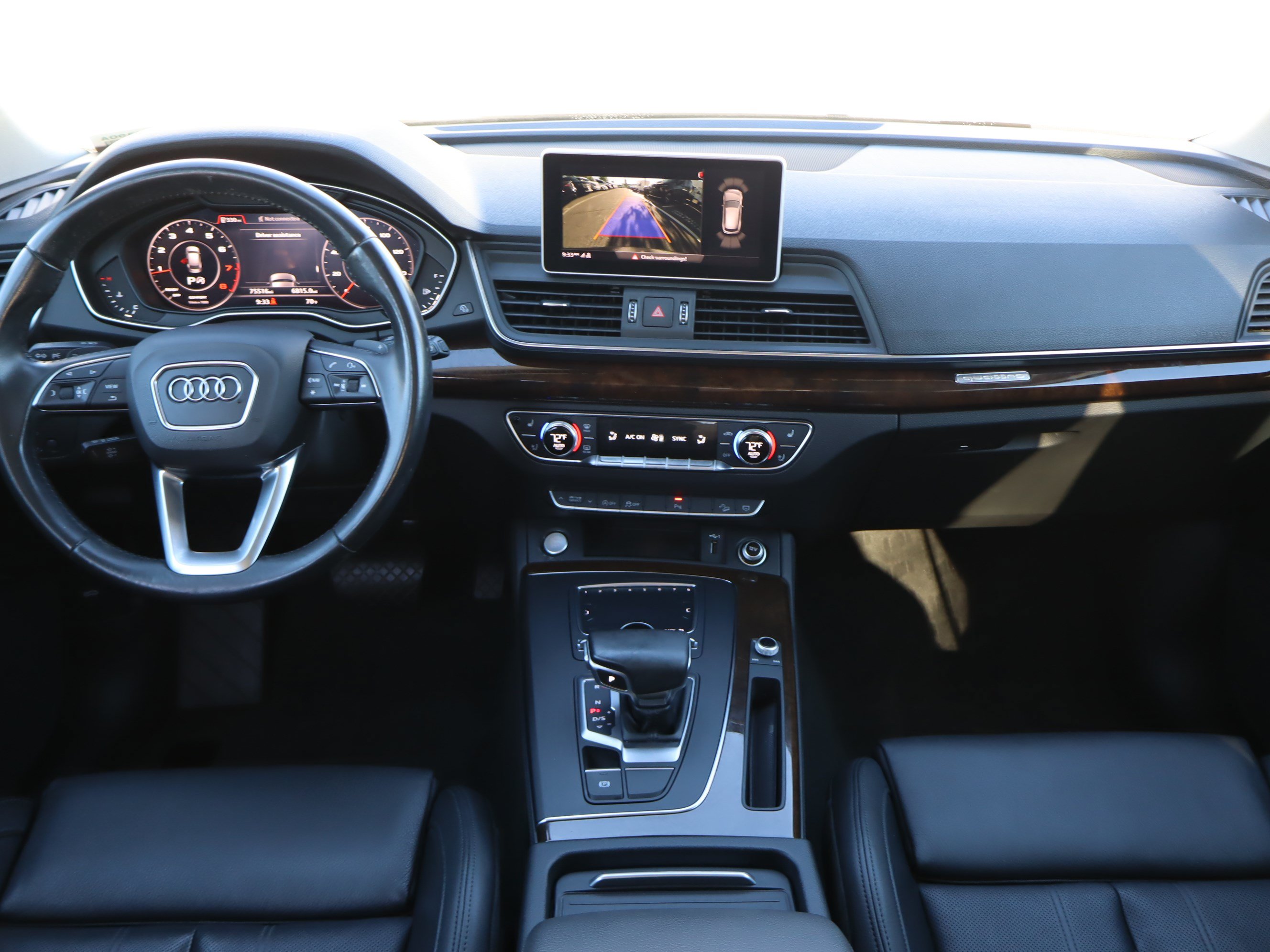Used 2019 Audi Q5 2.0T Premium Plus w/ Premium Plus Package AWD/4WD image 14