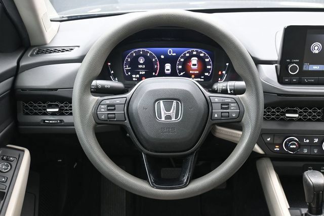 Used 2023 Honda Accord EX image 24