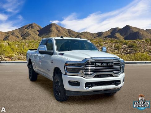 Used 2026 RAM 2500 Laramie AWD/4WD image 5