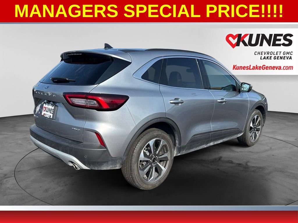 Used 2024 Ford Escape Platinum AWD/4WD image 5