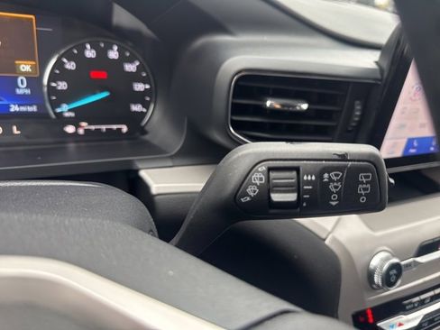 Certified 2023 Ford Explorer XLT w/ Equipment Group 202A image 29