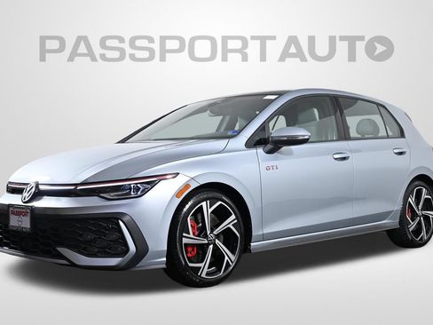 Used 2025 Volkswagen GTI SE FWD image 1