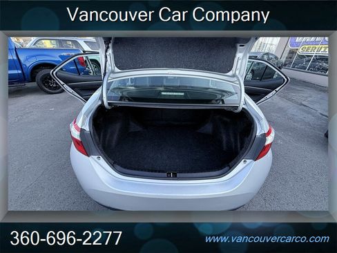 Used 2016 Toyota Corolla S image 17