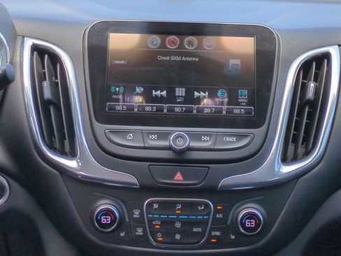 Used 2018 Chevrolet Equinox LT w/ Sun & Infotainment Package FWD image 20