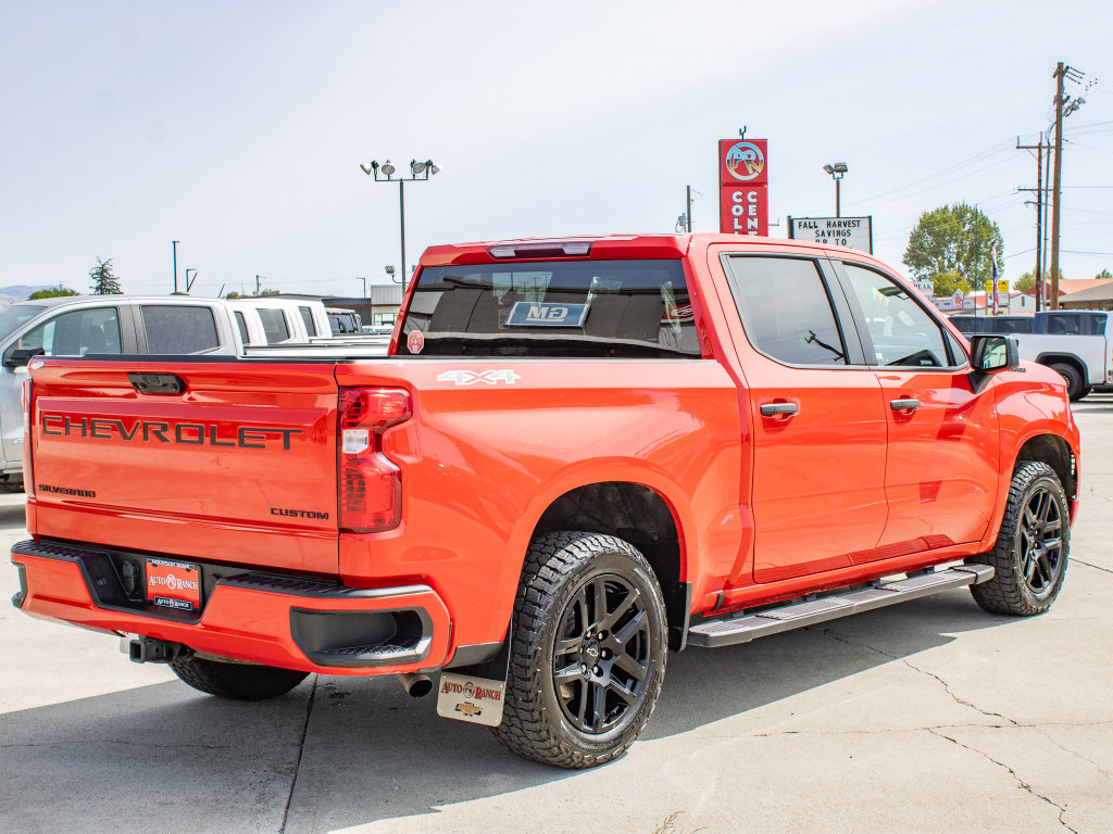 Used 2024 Chevrolet Silverado 1500 Custom w/ LPO, Dark Essentials Package AWD/4WD image 8