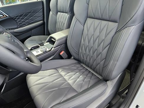 New 2026 Mitsubishi Outlander 4WD Plug-In Hybrid image 18